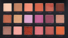 Load image into Gallery viewer, Beauty Glazed Makeup Pallete 15 Color Glitters Injections Pressed  Eyeshadow Pallete Diamond  Make Up Eye Shadow Magnet Palette