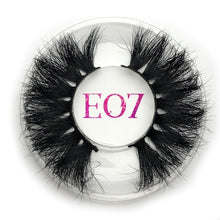 Load image into Gallery viewer, Mikiwi 25mm False Eyelashes Wholesale Thick Strip 25mm 3D Mink Lashes Custom Packaging Label Makeup Dramatic Long Mink Lashes